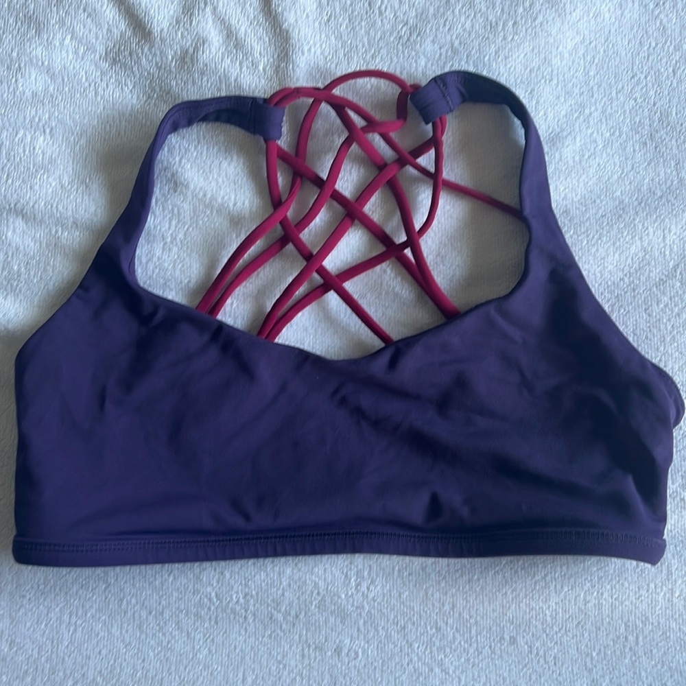 Lululemon free to be wild bra
